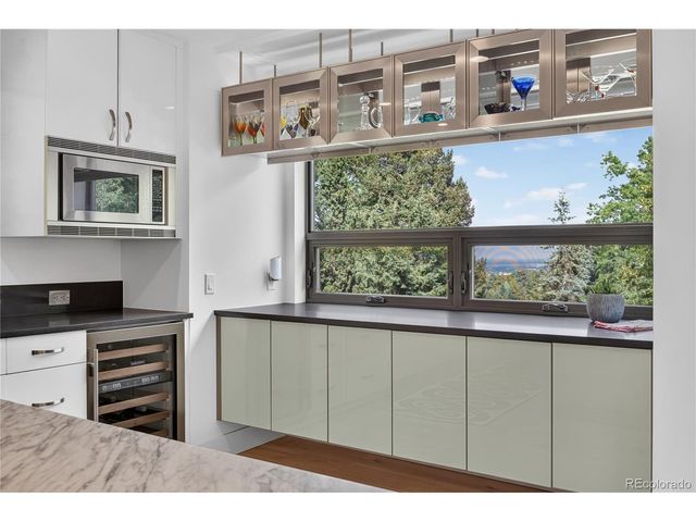 863 Circle Dr, Boulder, CO 80302