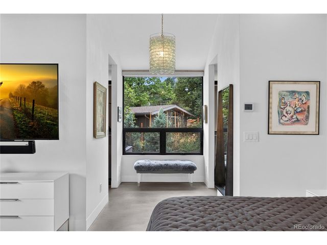 863 Circle Dr, Boulder, CO 80302