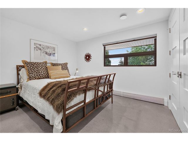 863 Circle Dr, Boulder, CO 80302