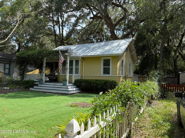 2720 APACHE Avenue, Jacksonville, FL 32210