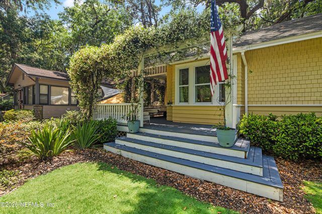 2720 APACHE Avenue, Jacksonville, FL 32210