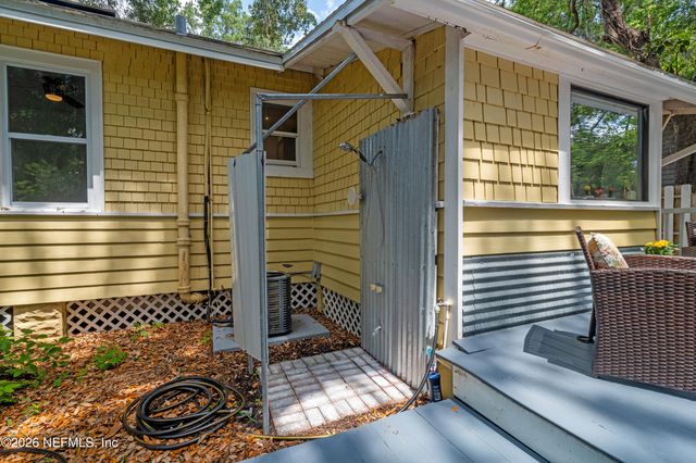 2720 APACHE Avenue, Jacksonville, FL 32210