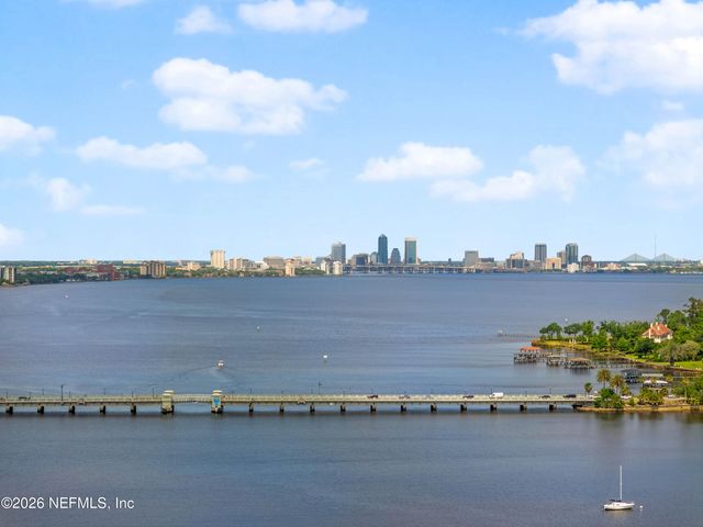 2720 APACHE Avenue, Jacksonville, FL 32210