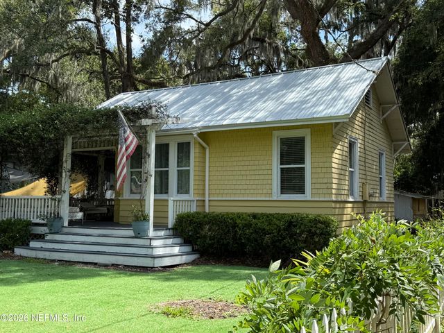 2720 APACHE Avenue, Jacksonville, FL 32210