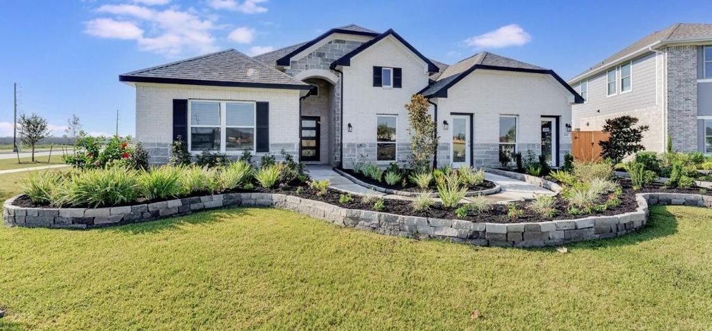 121 Cecilia Cove Court, Dayton, TX 77535