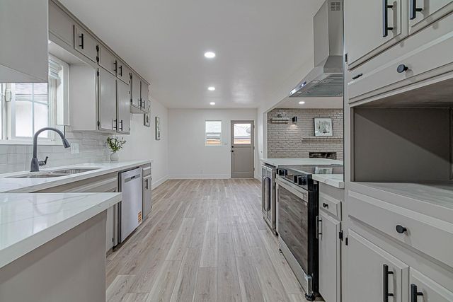 5729 N Bond Street, Fresno, CA 93710