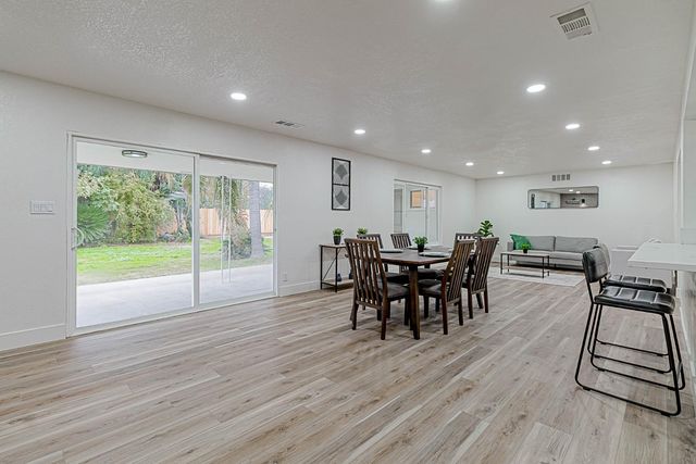 5729 N Bond Street, Fresno, CA 93710