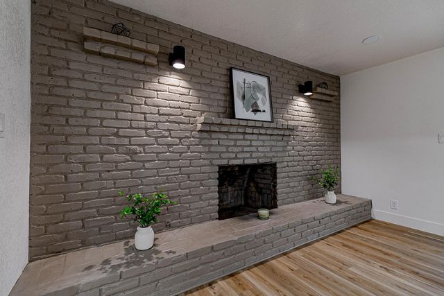 5729 N Bond Street, Fresno, CA 93710