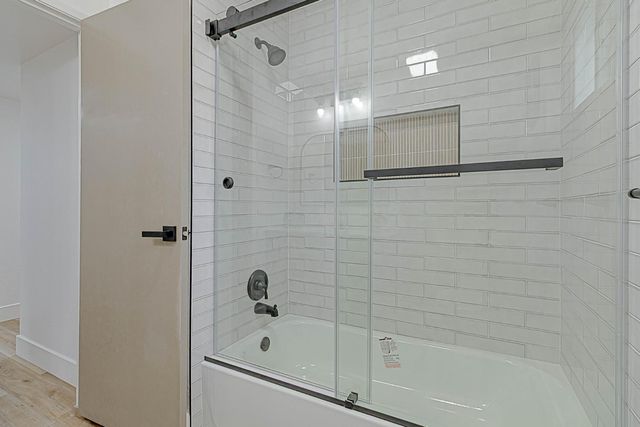 5729 N Bond Street, Fresno, CA 93710