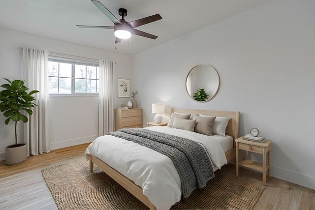 5729 N Bond Street, Fresno, CA 93710