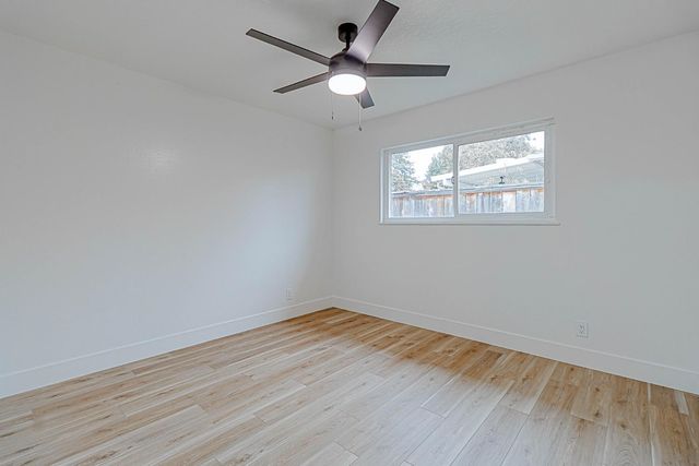 5729 N Bond Street, Fresno, CA 93710