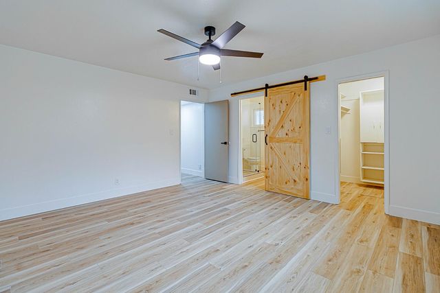 5729 N Bond Street, Fresno, CA 93710