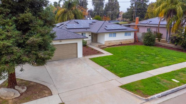 5729 N Bond Street, Fresno, CA 93710