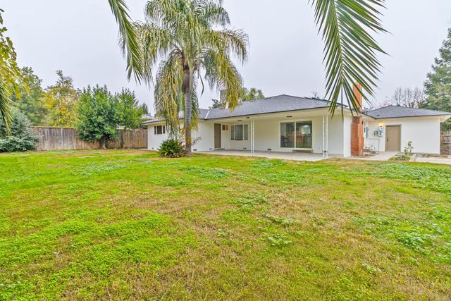 5729 N Bond Street, Fresno, CA 93710