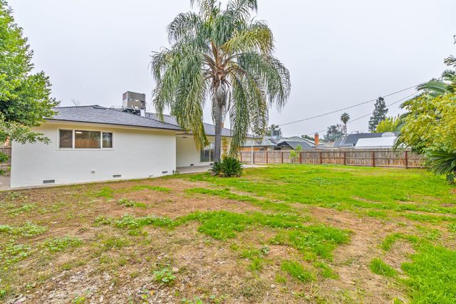 5729 N Bond Street, Fresno, CA 93710