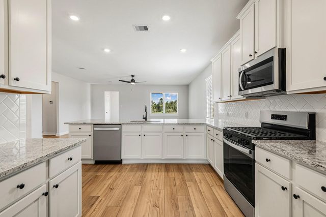 15638 Honey Cove Drive, Conroe, TX 77303
