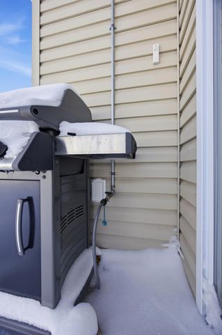 412 38th Avenue E, West Fargo, ND 58078