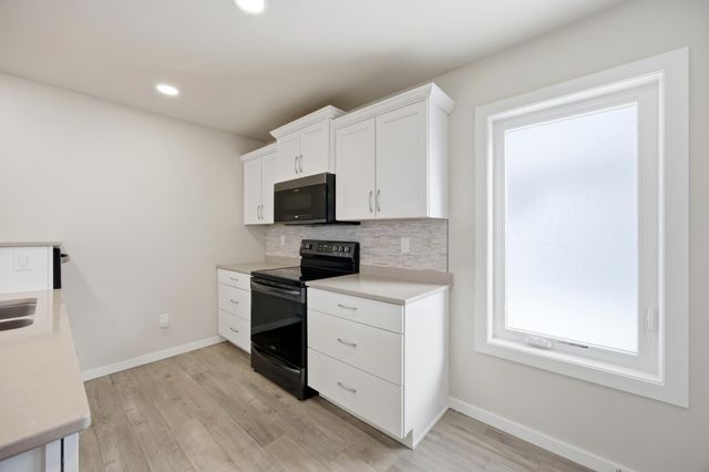 412 38th Avenue E, West Fargo, ND 58078