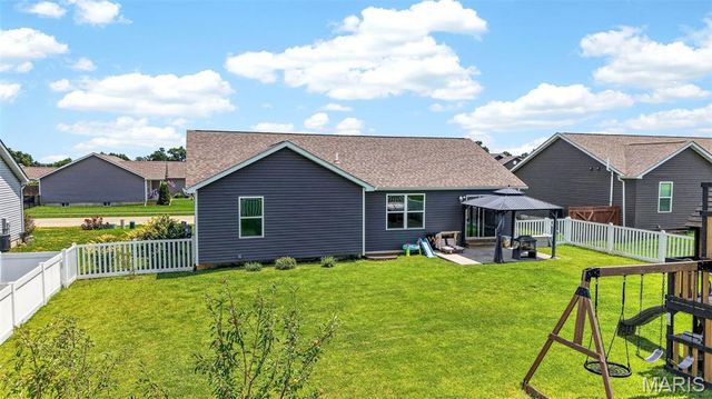 153 Rockford Drive, Troy, MO 63379