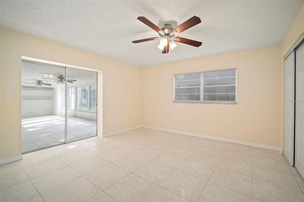 Image 16 of property listing at 6313 FLAMINGO DRIVE, Apollo Beach, FL 33572