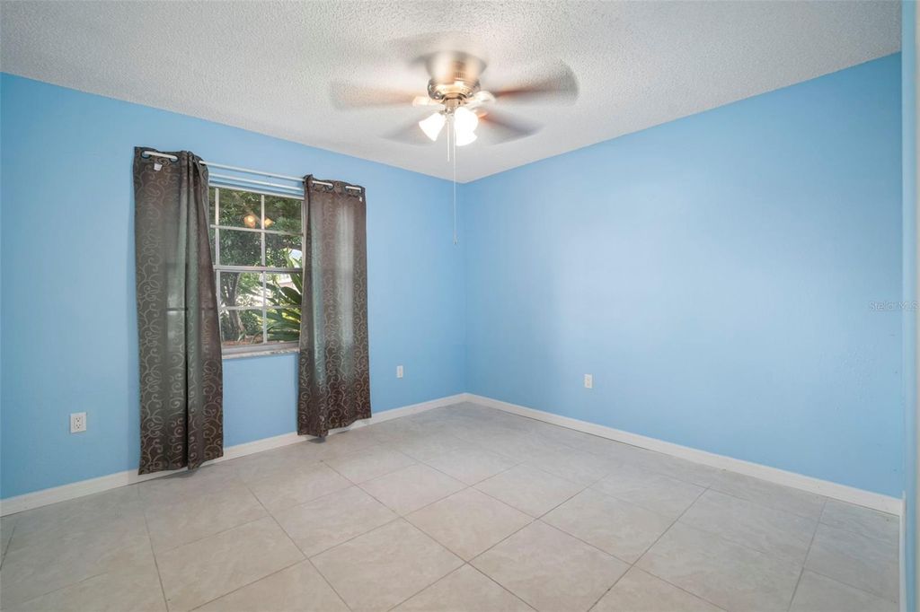 Image 22 of property listing at 6313 FLAMINGO DRIVE, Apollo Beach, FL 33572