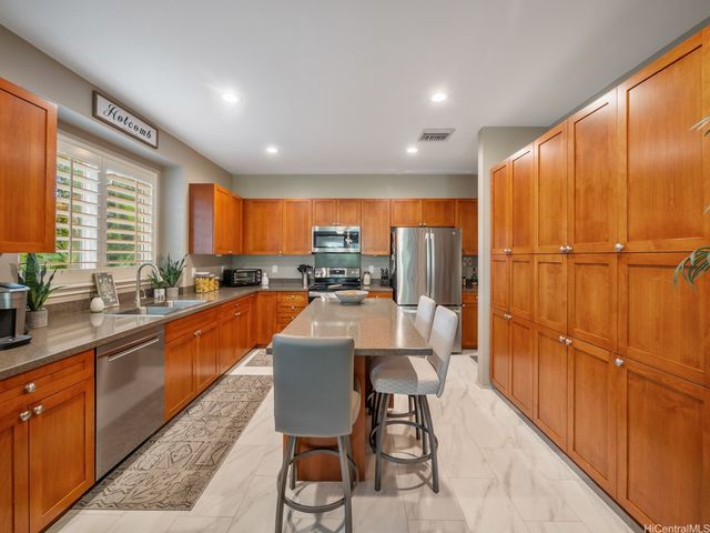 91-1143 Hoiliili Street, Ewa Beach, HI 96706