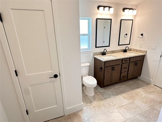 4493 NE 31ST PLACE, Ocala, FL 34470