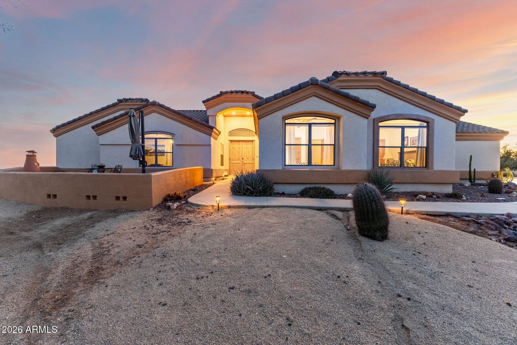 13849 E HAWKNEST Road, Scottsdale, AZ 85262