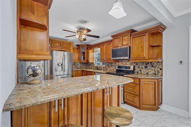 3890 BENSON AVENUE N, St Petersburg, FL 33713