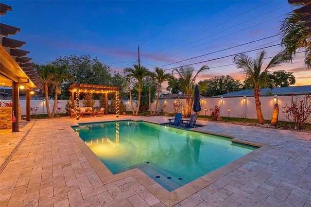 3890 BENSON AVENUE N, St Petersburg, FL 33713