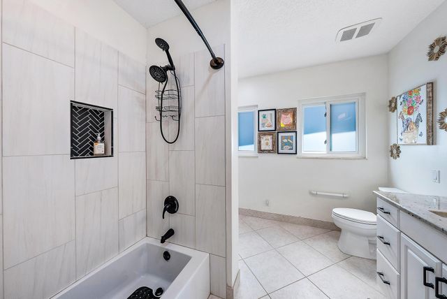 805 E Madison Avenue, Stuart, FL 34996