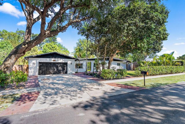 805 E Madison Avenue, Stuart, FL 34996