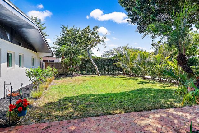 805 E Madison Avenue, Stuart, FL 34996