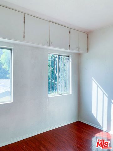 821 N Vendome Street, Los Angeles, CA 90026