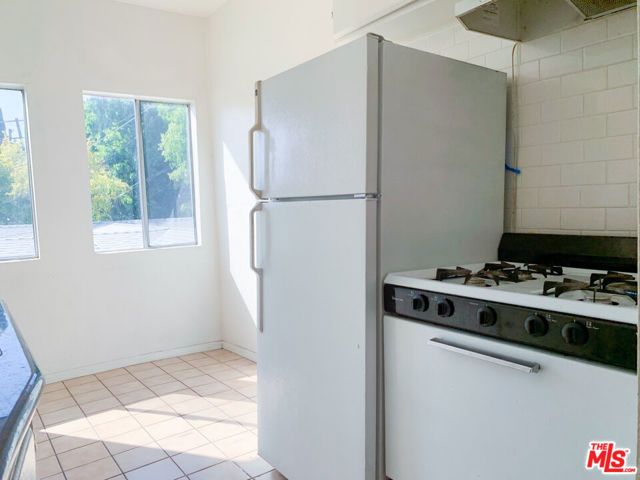 821 N Vendome Street, Los Angeles, CA 90026