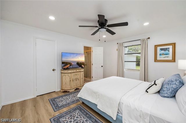 2261 11th ST N, Naples, FL 34103