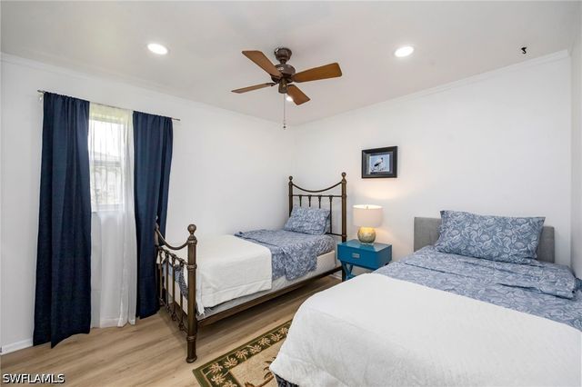 2261 11th ST N, Naples, FL 34103