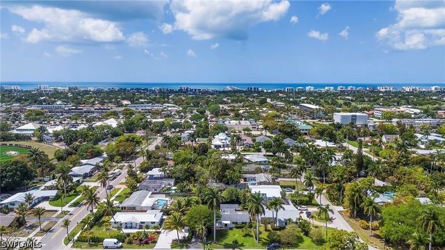 2261 11th ST N, Naples, FL 34103