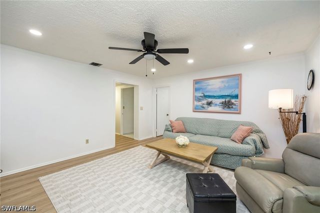 2261 11th ST N, Naples, FL 34103