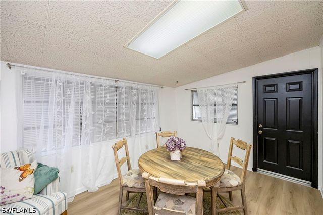 2261 11th ST N, Naples, FL 34103