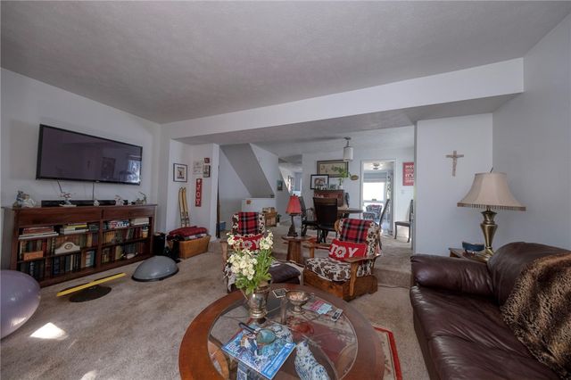 9 Graham Pl, Shadyside, PA 15232