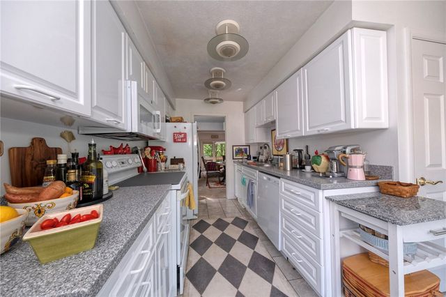 9 Graham Pl, Shadyside, PA 15232