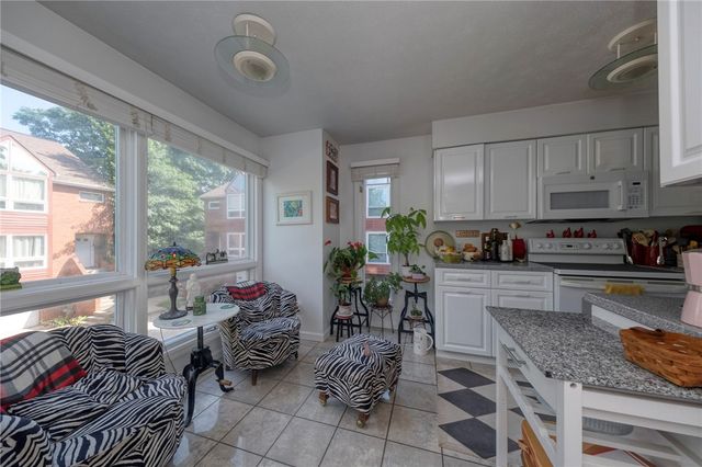 9 Graham Pl, Shadyside, PA 15232
