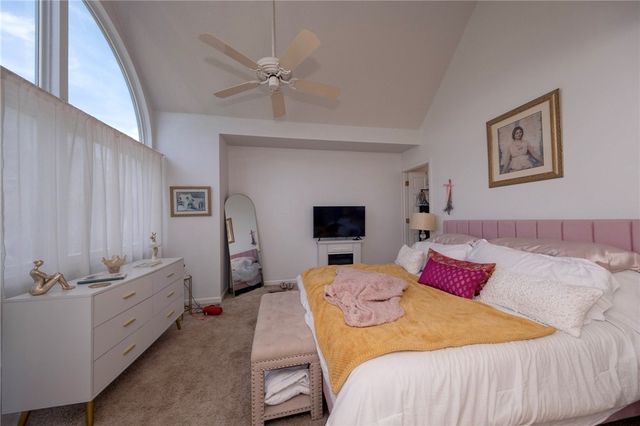 9 Graham Pl, Shadyside, PA 15232
