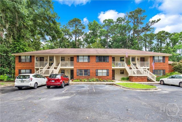 25 Colony Park Drive, Savannah, GA 31406