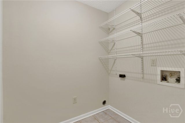 25 Colony Park Drive, Savannah, GA 31406