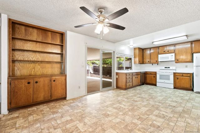 7225 Laura Ct, San Diego, CA 92120