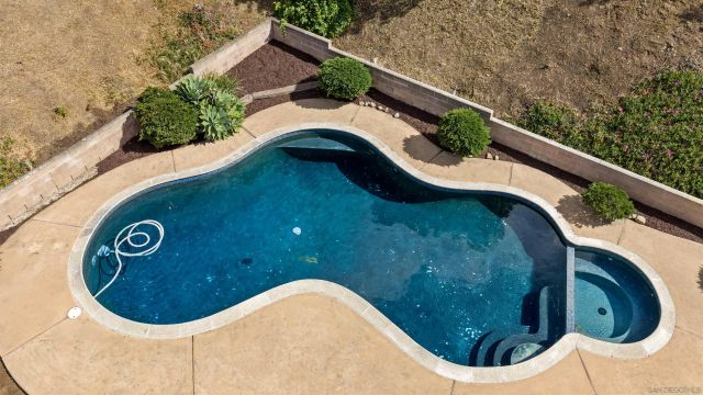 7225 Laura Ct, San Diego, CA 92120