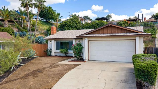 7225 Laura Ct, San Diego, CA 92120