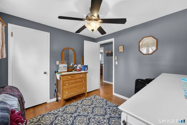 18 Evergreen Street, Norwich, CT 06360